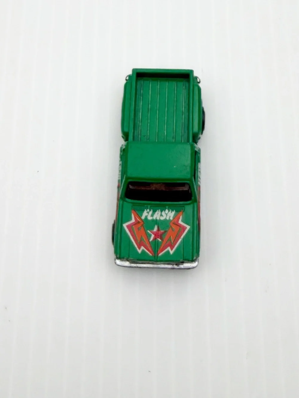 Vintage 1981 Chevrolet Stepside Green Flash Model Toy Pickup Truck Car